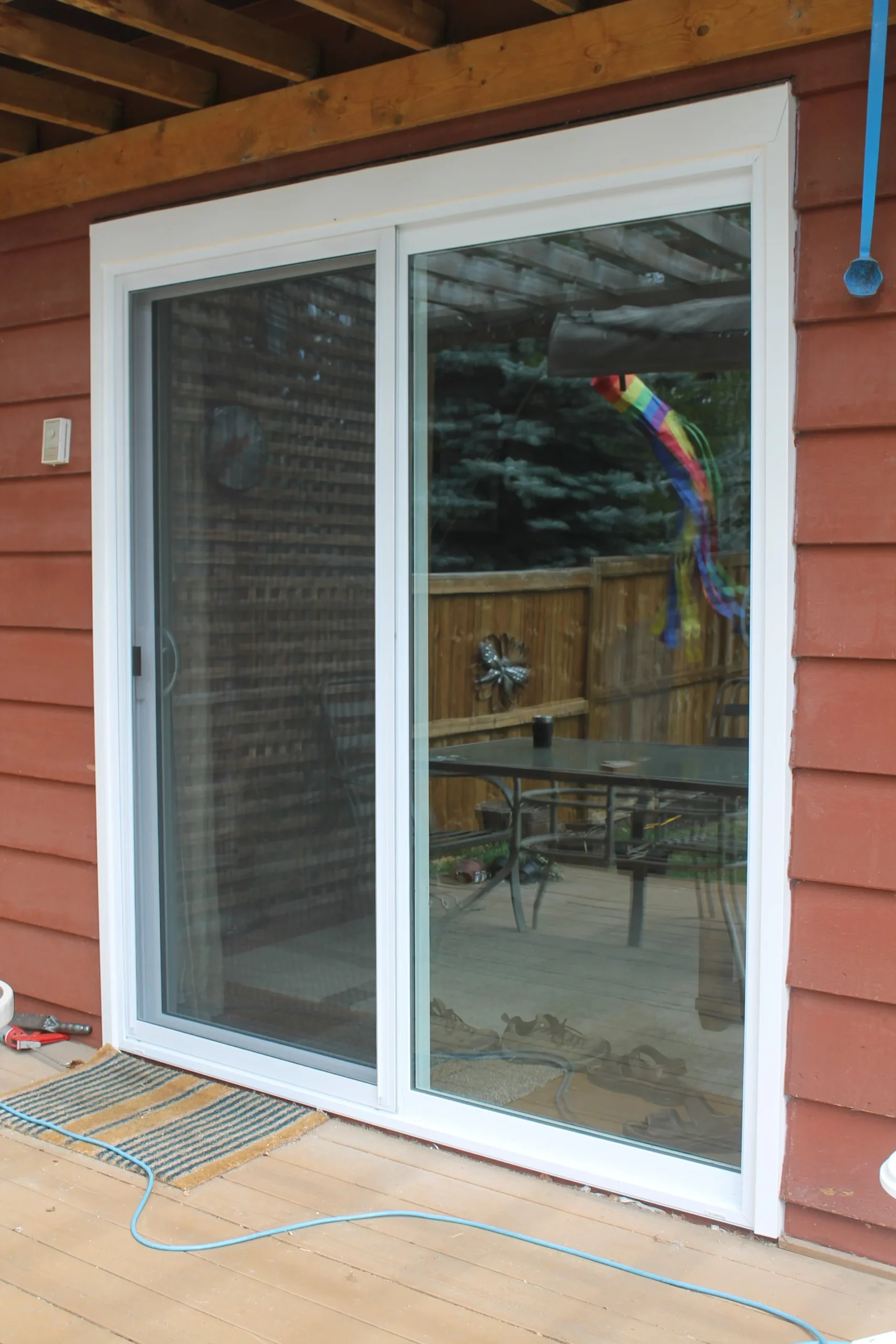 Window glass installation Calgary