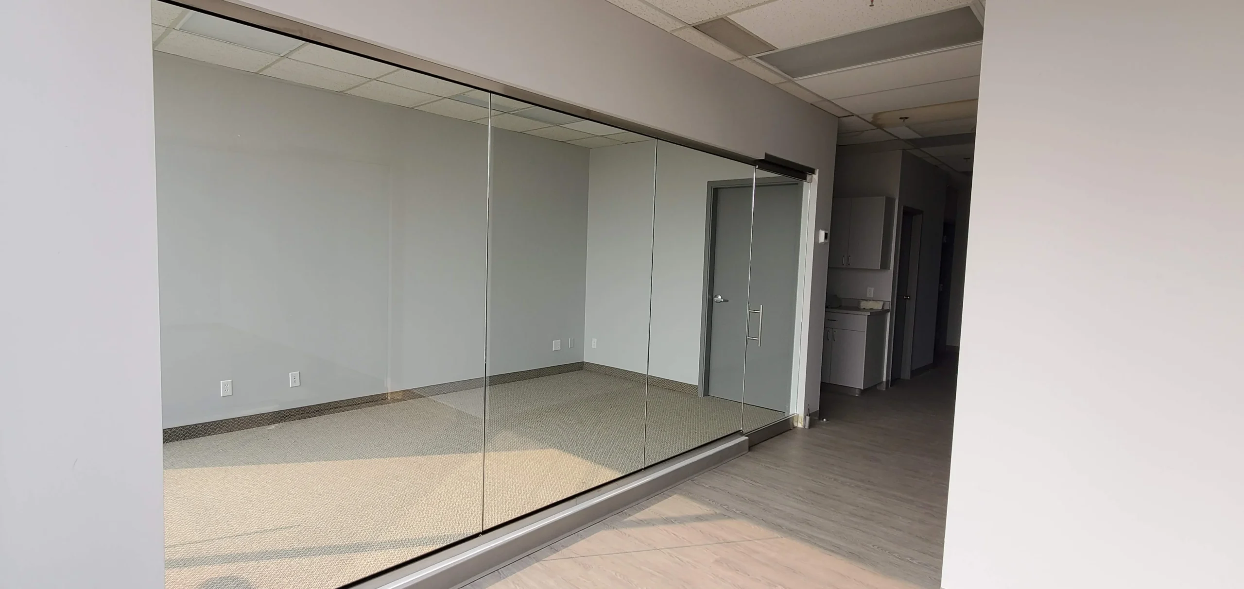 Commercial glass Calgary