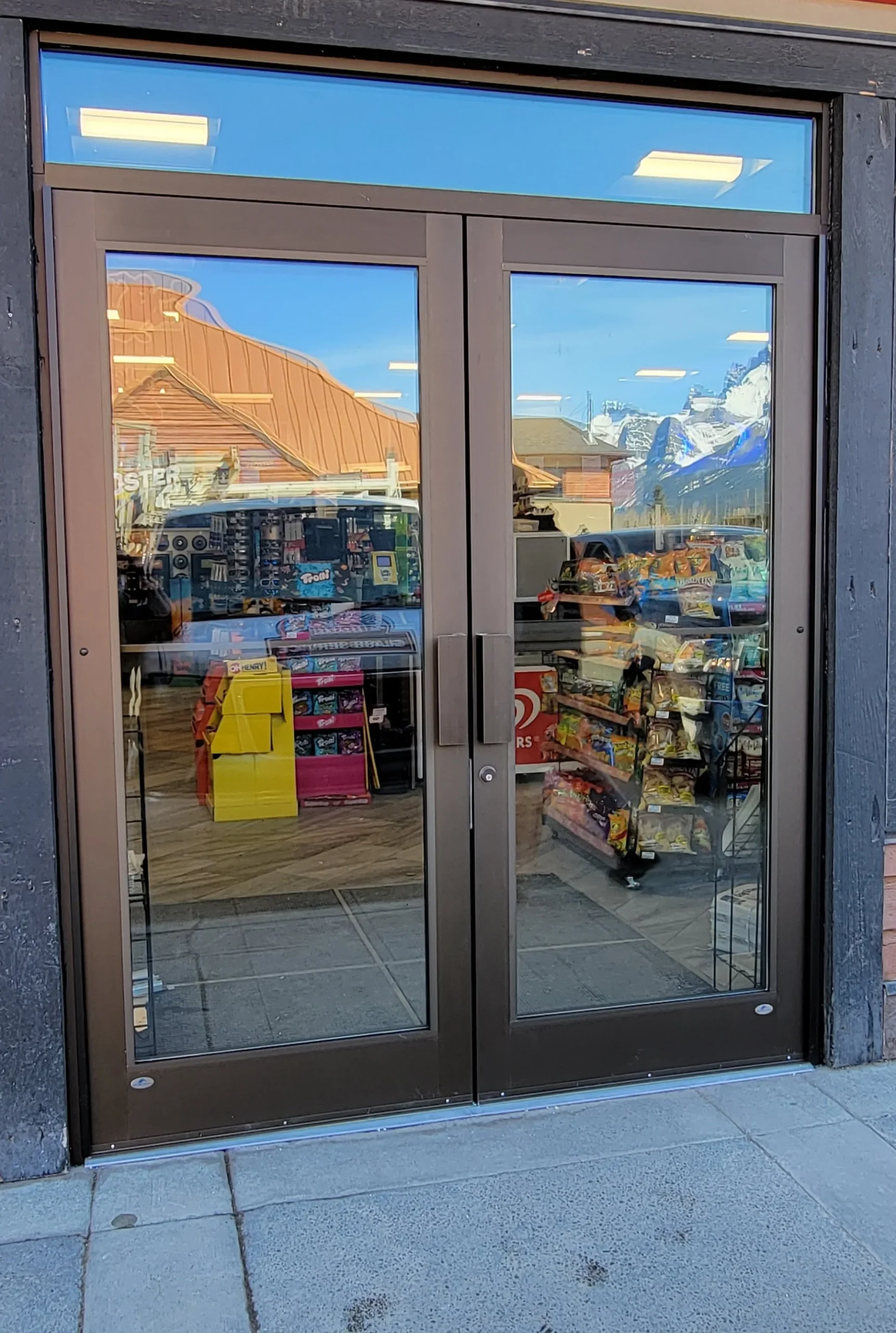 24-Hour Emergency Glass Calgary